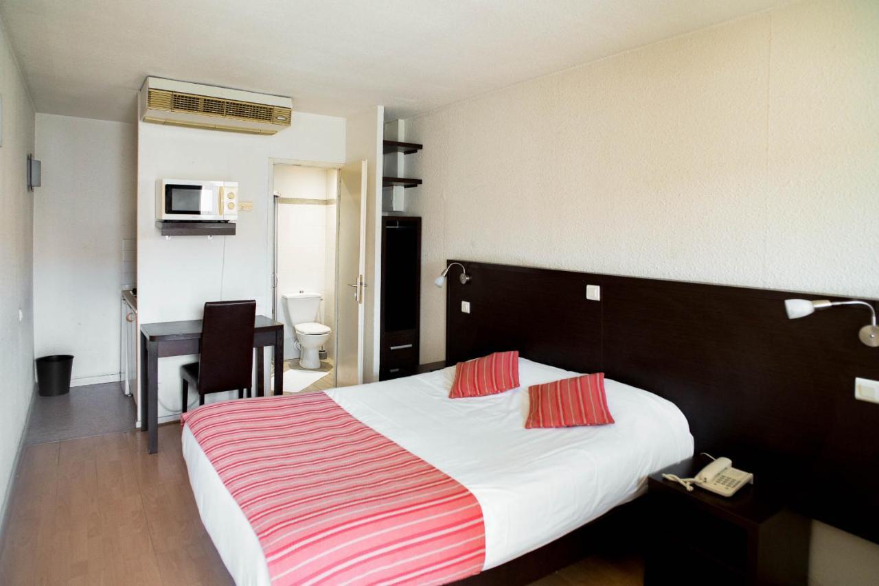 Top Motel Istres Exterior photo