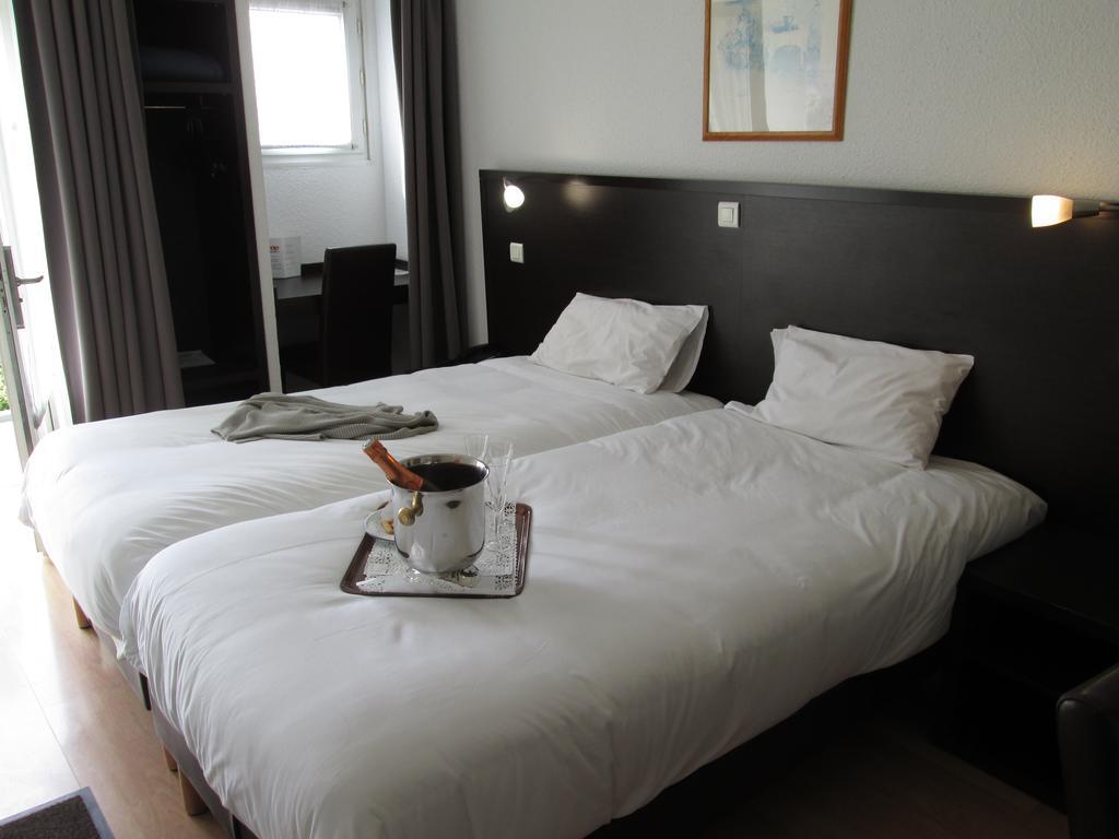 Top Motel Istres Room photo